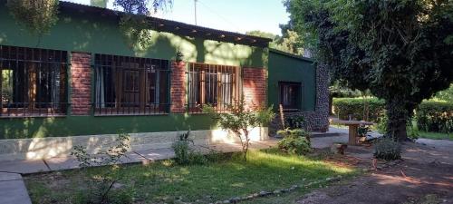 Kert, La Guevarina- Casa de Campo in Tres Esquinas