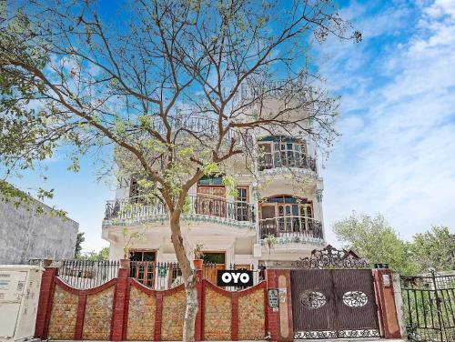 Hotel O Sai Darshna Residency – Noida, DC