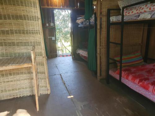 1 twin bed