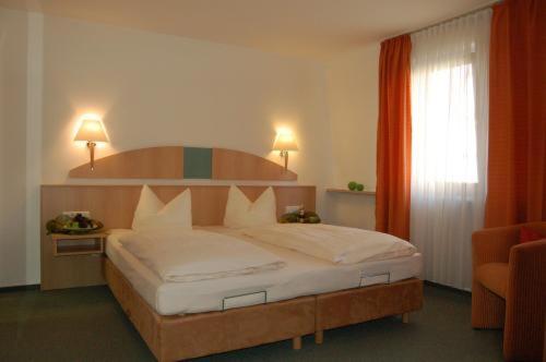 Hotel & Gastehaus Krone in Geiselwind