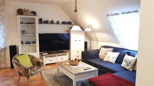 Ferienwohnung 5 im Haus am See – khách sạn tại Altensien