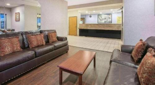 Super 8 By Wyndham Garland North Dallas Area, Dallas