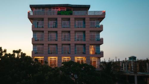 Elephanto Hotel LTD