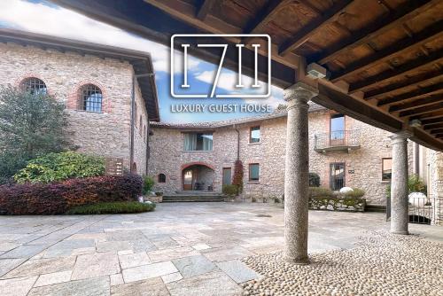  Il Portico - 1711 Luxury Guest House in Arlate