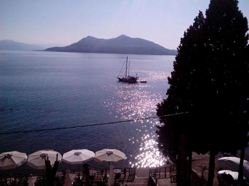 Hotel Romantica, Loutra Edipsou bei Paralía Rachon