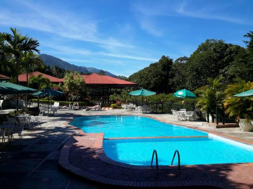 Swimming pool, Jarabacoa River Club & Resort in Jarabacoa