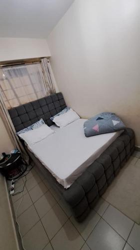 Yveebook in Kisumu