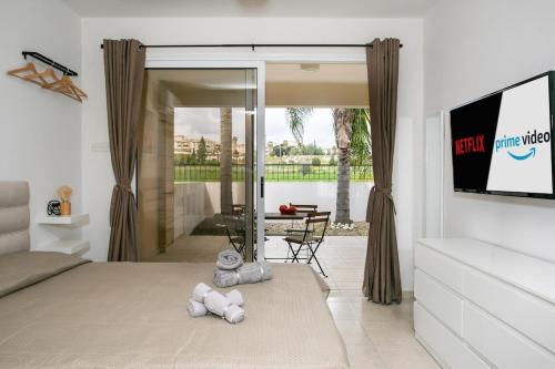 Modern & Fancy ground floor Studio - Pool & Relax in Tersefanu