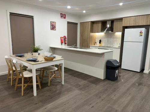 Elegant 3-Bedroom House with Free secured Parking in Cardinia