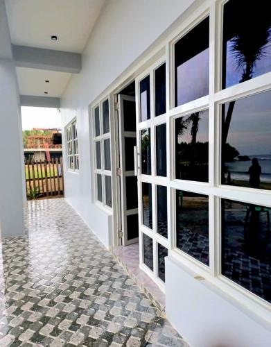 Beachfront Surf'apartment