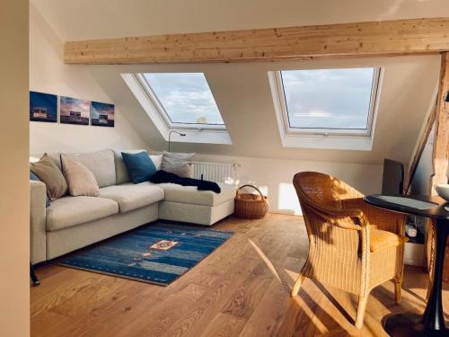 Lichtdurchflutetes Apartment mit Dachterasse zwischen Koln und Dusseldorf in Dormagen