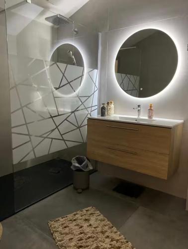Gîtes Vosges, Spa, Sauna & Piscine (Gites Vosges, Spa, Sauna & Piscine) in Etival-Klērfonteina