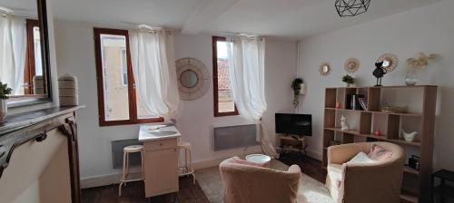 Studio Les Armuriers, 2e ét sans asc