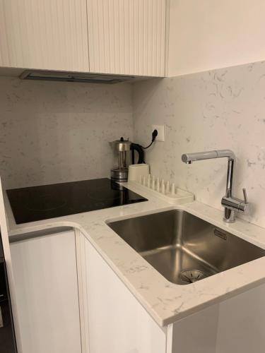 Boulevard Comfort Haven apt with stunning veiw - image 6