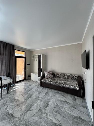 Laguna City Lakeview Apartment in Grigorievka