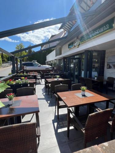 Hotel Restaurant Toscana in 巴特奧爾布