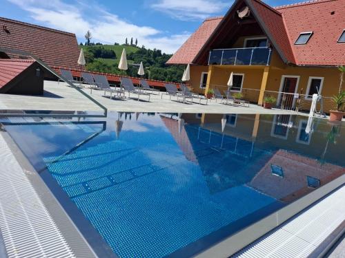 Weingut-Gastezimmer UHL in Ratsch An Der Weinstrasse
