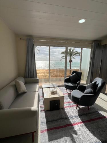 voya hotel and suites in Sour
