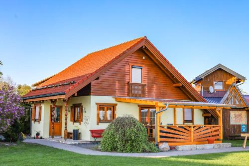 外部景觀, Ferienhof Kosertal - Erlebnisbauernhof, Reitstall & Spa in 馬克特洛伊加斯特