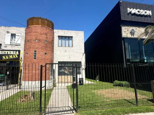 Hermosa Casa Familiar con Ubicacion Estrategica in Cuadricula