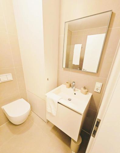 Bright Urban 1BR Apartment in Howald