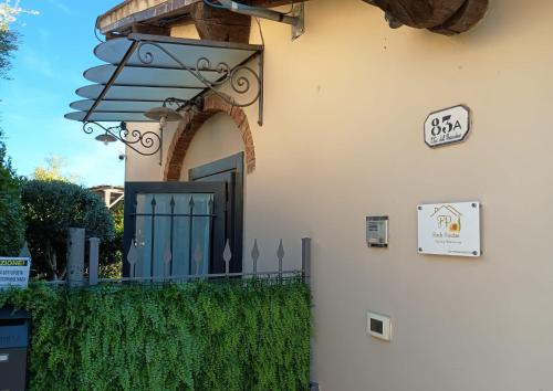 ทัศนียภาพภายนอกโรงแรม, Fienile Paradiso Home Tuscany in กัมปิ บิเซนซิโอ