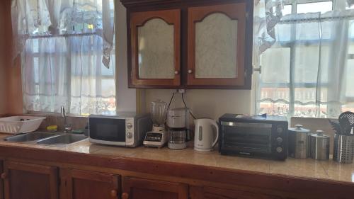 Pacific View Apartment in Saint Paul