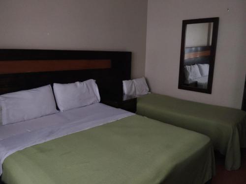 obelisco hoteles, Buenos Aires (photo 11)