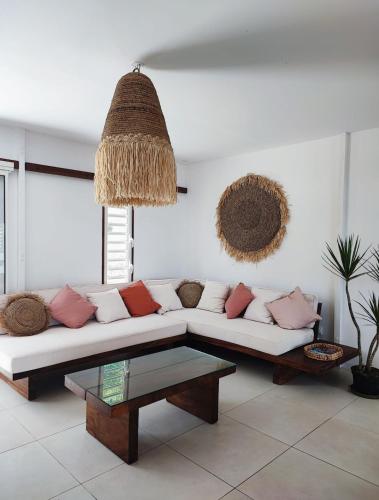 Villa Cayouli à Désirade, piscine privée et vue mer, capacité 6 personnes (Villa Cayouli a Desirade, piscine privee et vue mer, capacite 6 personnes) in La Desirade