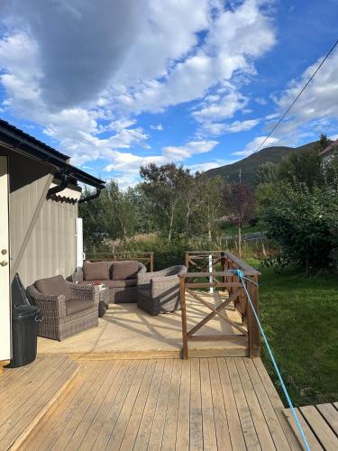 Удобства, Koselig hytte med mulighet for nordlys og leie av badestamp in Storsteinnes