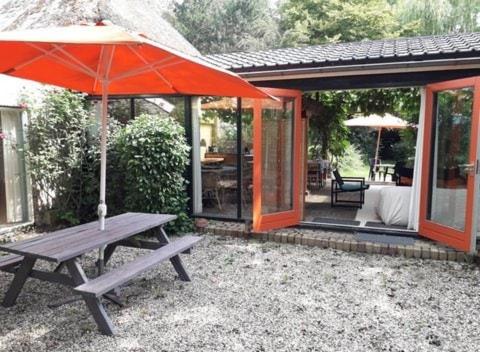 Toplocatie voor je workshop! Of grote gezin! Zwembad! in Rossum (Gelderland)