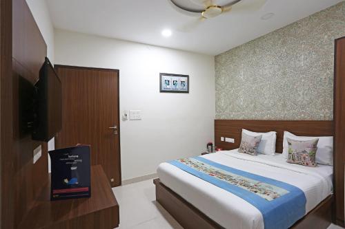 1 queen bed