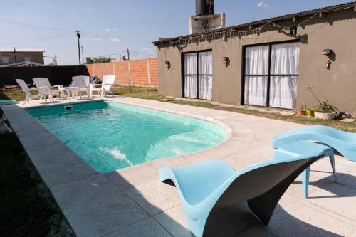 Swimming pool, Quinta La Sonada con Pileta in Merlo