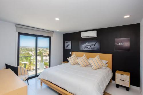 Ocaso Haus - King Penthouse Retreat