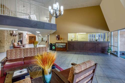 Fuajee, Scenic View Inn - Lake Powell - Page AZ in Page (AZ)