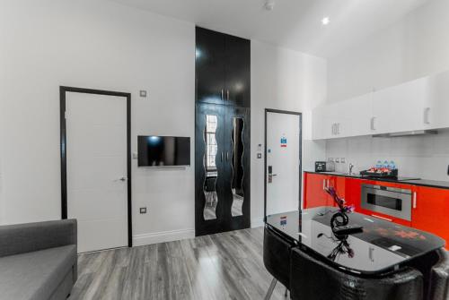 Imperial Court Suites - main image