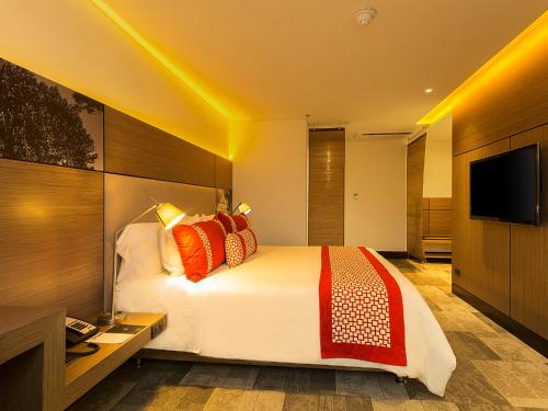 EK Hotel
