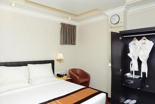 Facilities, Hotel Bond in Downtown Yangon