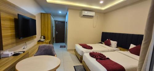 Hotel Quick Twenty and Riverside Pvt Ltd in Namarjung