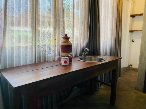 Amadio Beach Resort – Hikkaduwa, CO