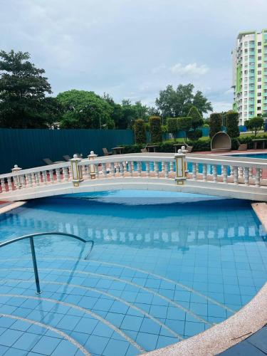 Swimming pool, Family staycation in Marikina