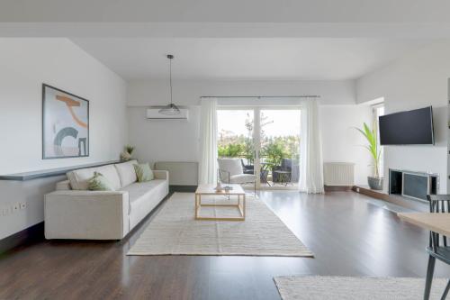 Panoramic 1BR Apartment near Kallimarmaro Stadium by UPSTREET, Athens