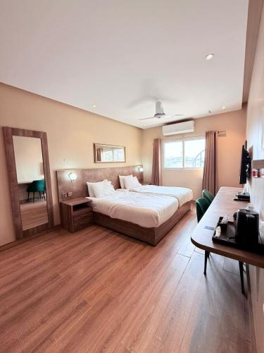 Hamsun Suites  in Karachi