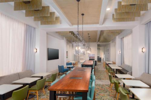 Hampton Inn & Suites Tampa Airport Avion Park Westshore in Tampa, USA