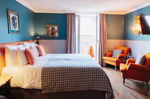 room detail thumbnail 0