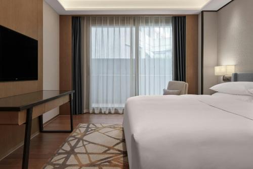 Dongguan Marriott Hotel - image 5