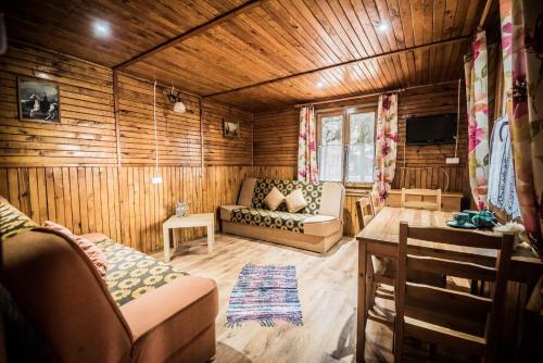 Lesna Ryba I Domki nad jeziorem z parkiem linowym in Jedlanka Stara