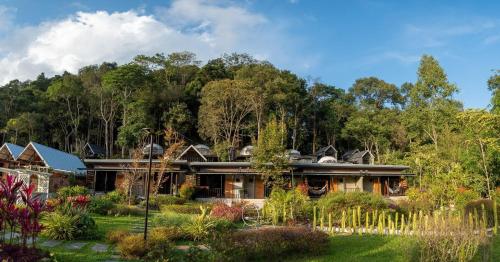 Baan Noon Norn Mae Jam - Lampang