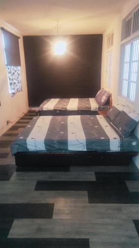 1 double bed