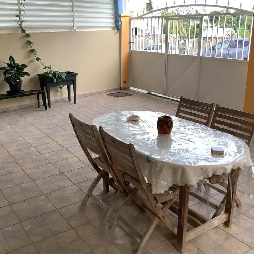 Charmant bas de villa in Sainte Rose